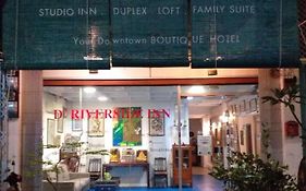 D Riverside Inn Boutique Hotel